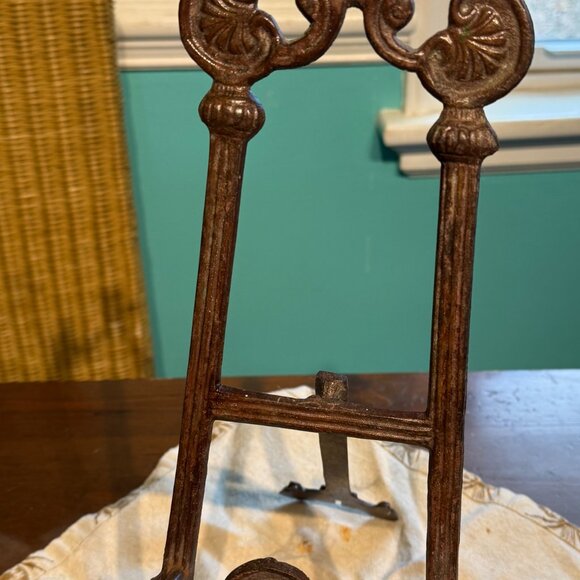Antique Ornate Metal Display Easel - Picture 2 of 5